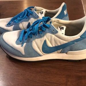 Nike Internationalist Shoes